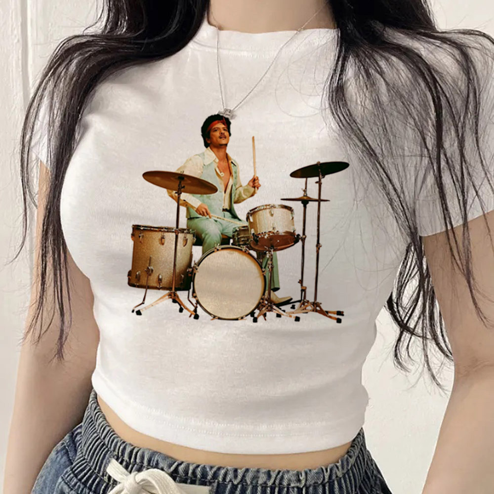 Bruno Mars crop top, scena z a – Summer Clothing Teens recenzja i cena