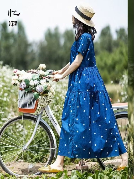 Niebieska Sukienka z Czystej B – Summer Clothing Label recenzja i cena